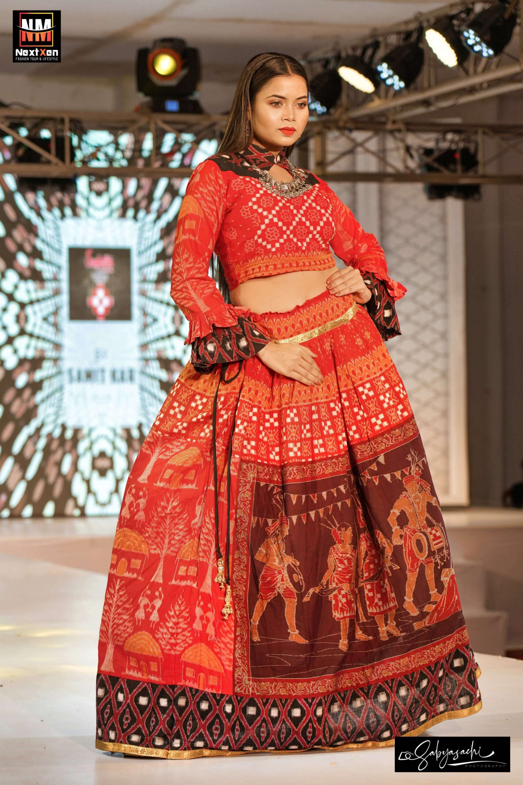 Dalkhai handwoven lehenga - Image 2
